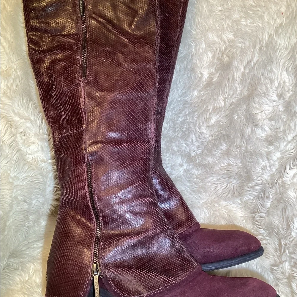 Donald J.Pliner Devi Burgundy Knee-High Boots size 8